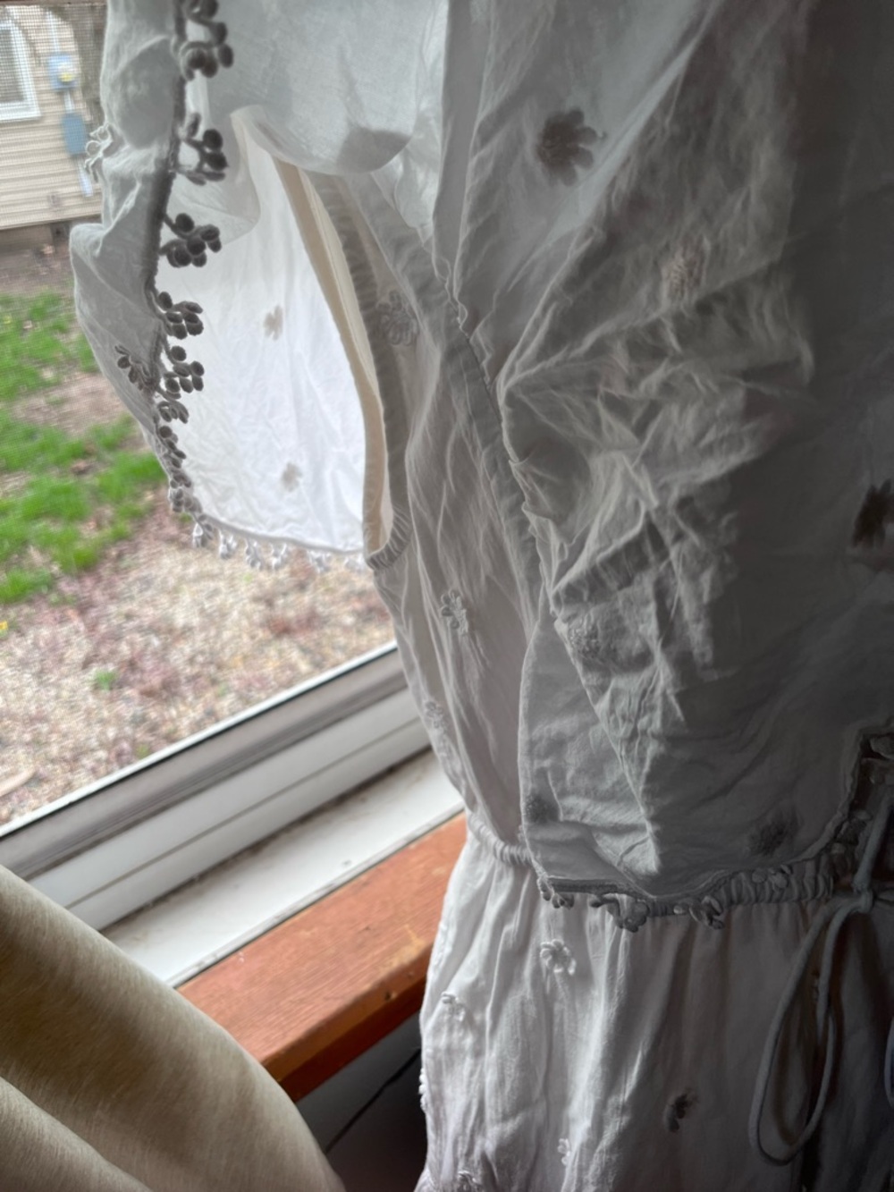 FARM Rio White Embroidered Mini Dress - Picture 2 of 6